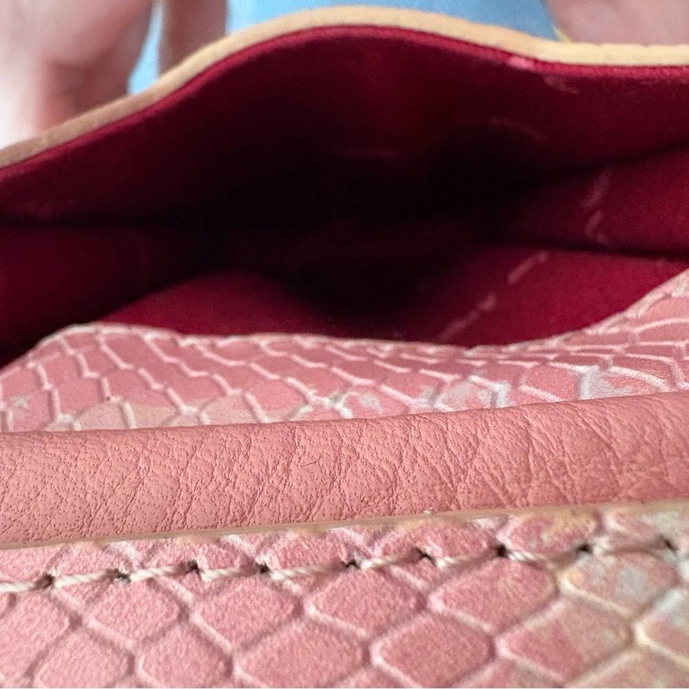 EUC Hammitt 310 Pink Himalayan Snake with brushed gold hardware - Picture 5 of 10
